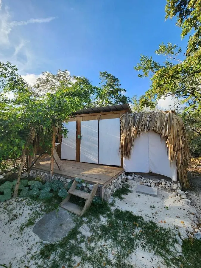 Saona Lodge Mano Juan