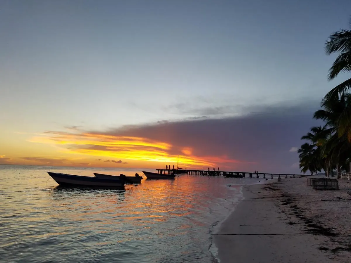 Saona Lodge Mano Juan